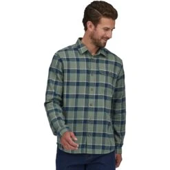 Patagonia Long-Sleeve Cotton In Conversion Fjord Flannel Shirt - Men's 17 Patagonia Long-Sleeve Cotton In Conversion Fjord Flannel Shirt - Men's -Unicus Shop GRAHEMGRE