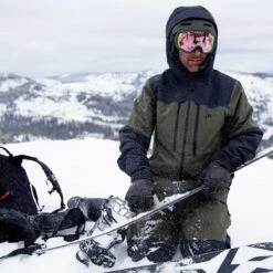 Mountain Surf Parka - Men's 23 Mountain Surf Parka - Men's -Unicus Shop PINGRE D12