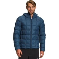 The North Face Thermoball Super Hooded Insulated Jacket - Men's 9 The North Face Thermoball Super Hooded Insulated Jacket - Men's -Unicus Shop SHABLU