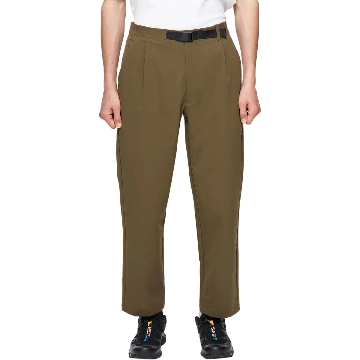 Goldwin One Tuck Tapered Stretch Pant - Men's 4 Goldwin One Tuck Tapered Stretch Pant - Men's - Image 2